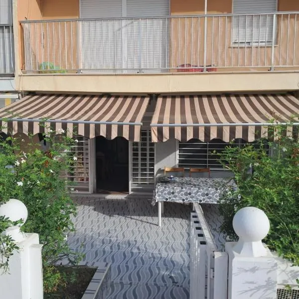 Apartamento Trafalgar, hotel v destinaci Xeraco