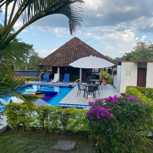 CASA CAMPESTRE VILLA PAULA - Finca, hotel v destinaci Los Chancos