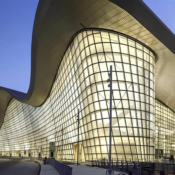 AUHotel -Zayed International Airport-Located in Transit Area -Onwards Boarding Pass Required, hotel v destinaci Abu Dhabi