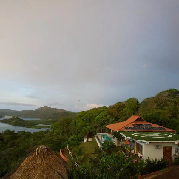 Ciel y Miel, hotel in Portobelo