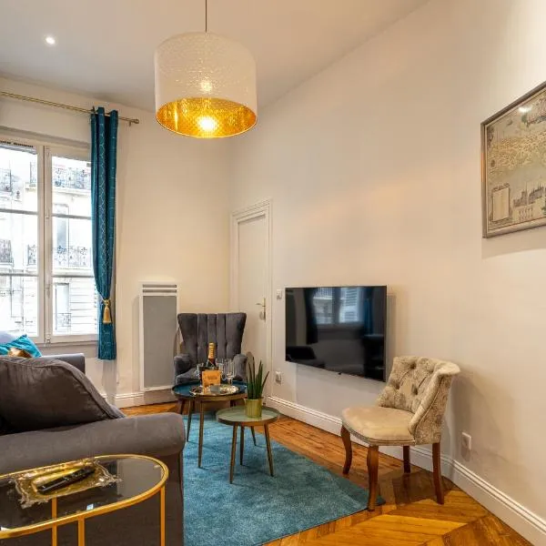 Madeleine's Top Rated 8 Traveller City Center Bordeaux Appartments – hotel w mieście Bordeaux
