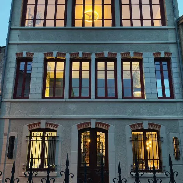 Casa Miasto - Chambres d'hôtes & Spa, hotel v destinaci Aspet