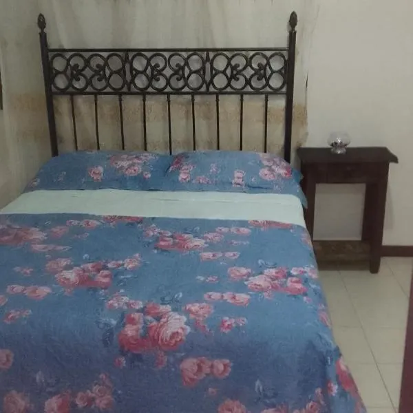 Hospedaria Meu Lar, hotel v destinaci Rio das Ostras