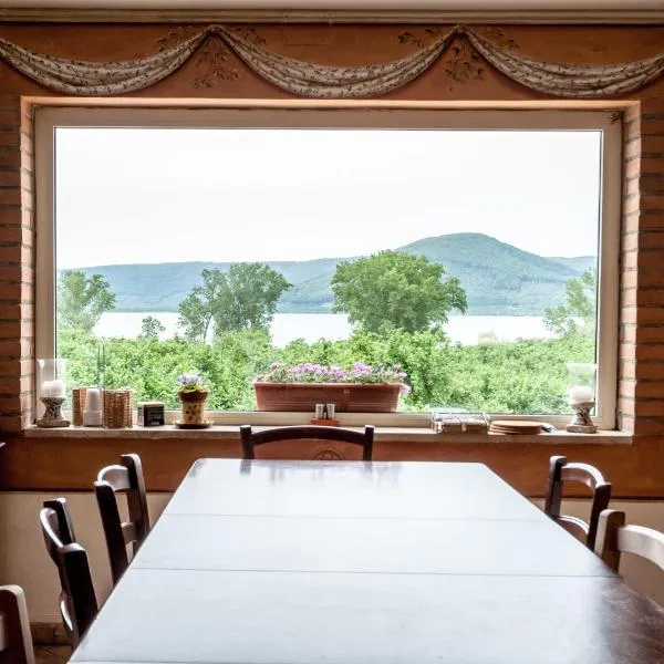 La Finestra sul Lago โรงแรมในรอนชิโญเน