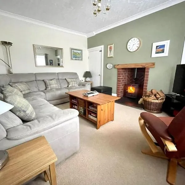 Comfortable 4 bed Home, Valhalla, Helmsdale, hotel in Helmsdale