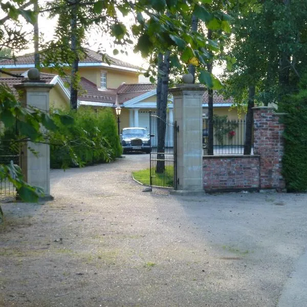 Guest house close to Kristiansand, מלון בSøgne