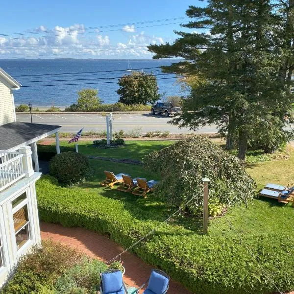 Spouter Inn Bed & Breakfast, hotel a Lincolnville
