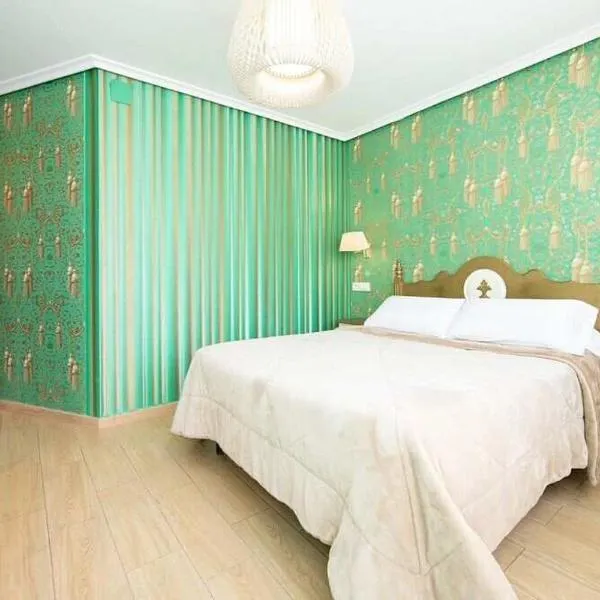 Alojamiento Playa de Candás, hótel í Candás