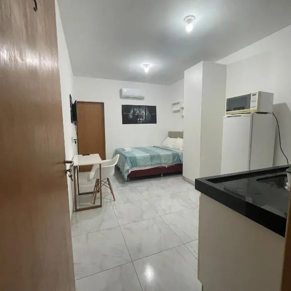 Flat Completo Aparecida de Goiânia, hotell sihtkohas Hidrolândia