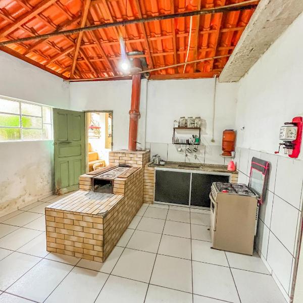 Ótima casa no centro de Carrancas - Foto 4