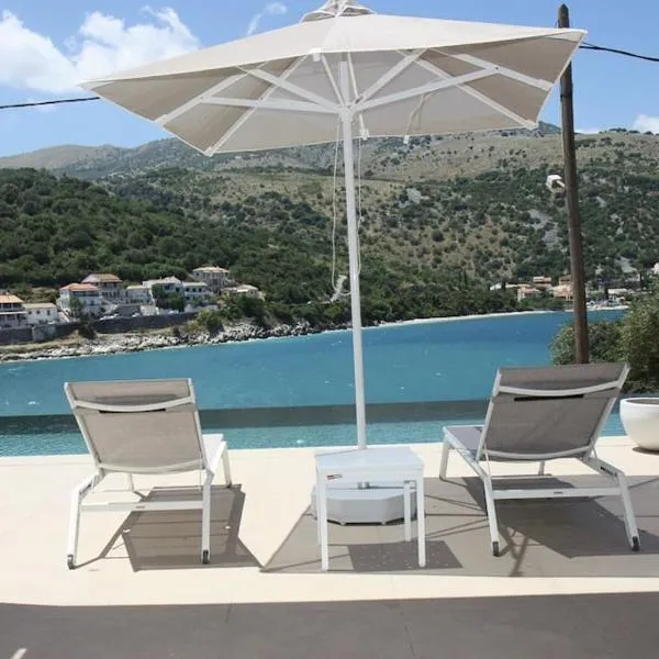 Sea front house in Kassiopi, hotel a Kassiopi