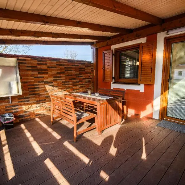 Holiday Home Oxi, hotel v destinaci Čatež ob Savi