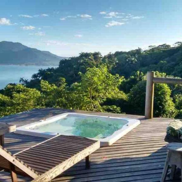 Linda casa Ilhabela com vista maravilhosa