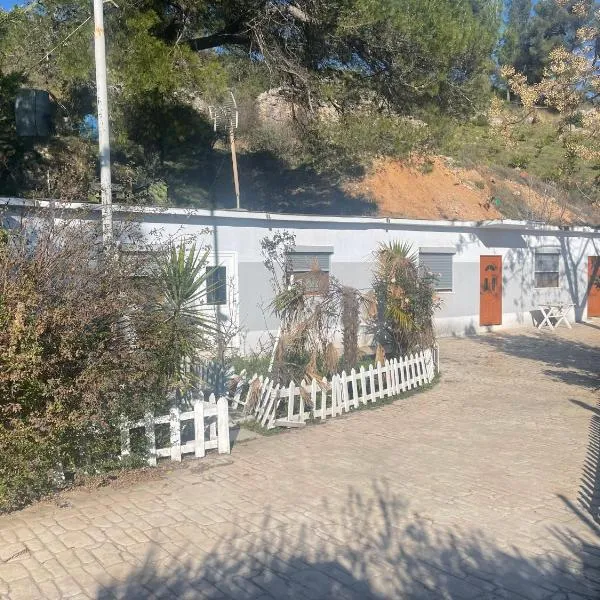 Panorama Rooms Elbasan, hotel v destinaci Elbasan