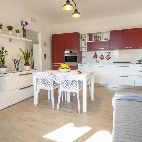 Brisa Home Beach, hotel i Mazzeo