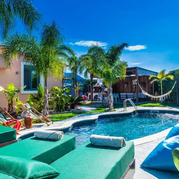 Antonakis Villa Secret Pool & Hot Tub Hideaway, hotel v destinaci Kremasti