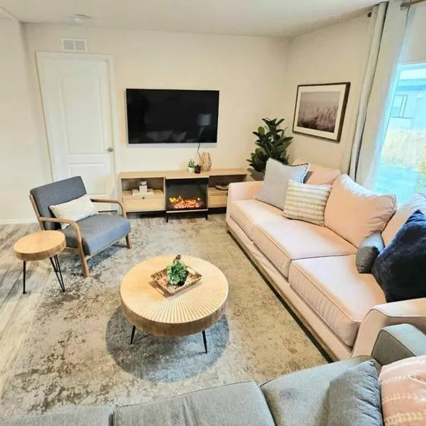 New house ready for you, hotel v mestu Garden City