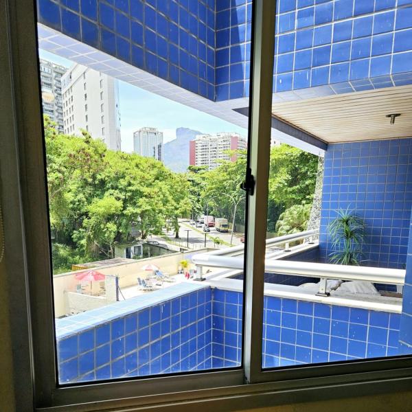 Lindo apartamento perto da praia da Barra