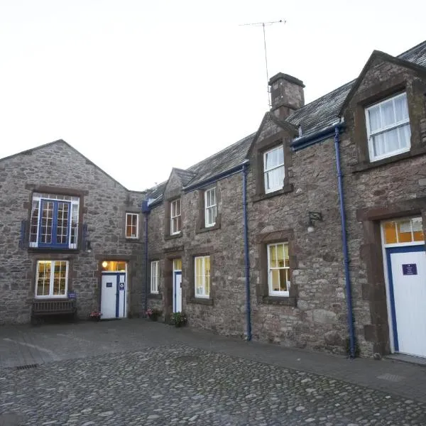 Muncaster Castle Coachman's Quarters, hotel a Ravenglass