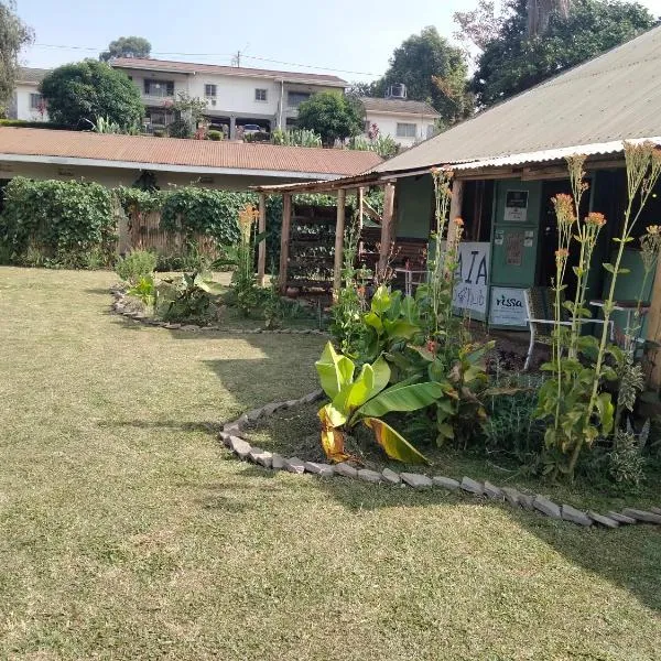 Gaia Eco Hub BnB, hotel in Kibale