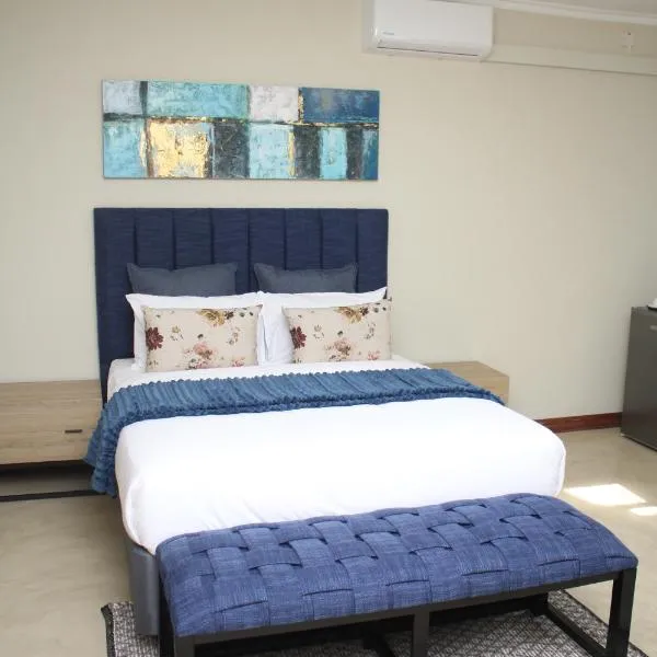 The Oak Tree House, hotel in Gaborone