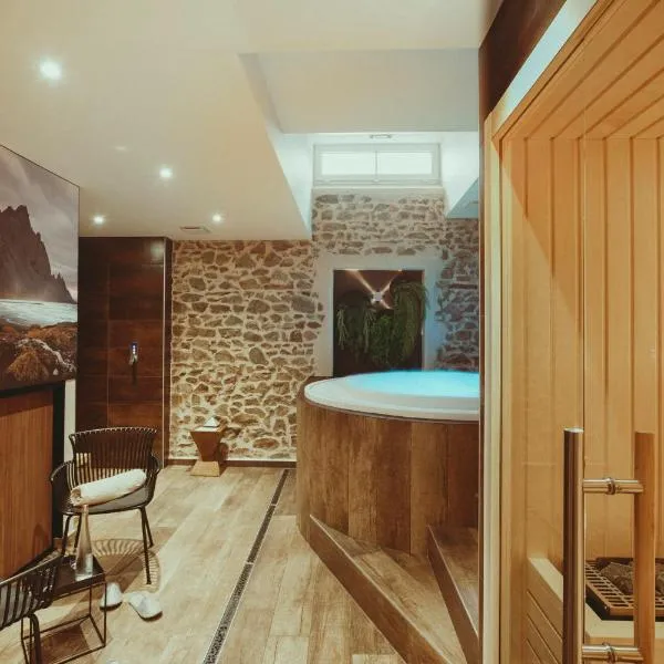 Auberge de Clochemerle - Spa & Restaurant gastronomique étoilé, hotel en Vaux-en-Beaujolais