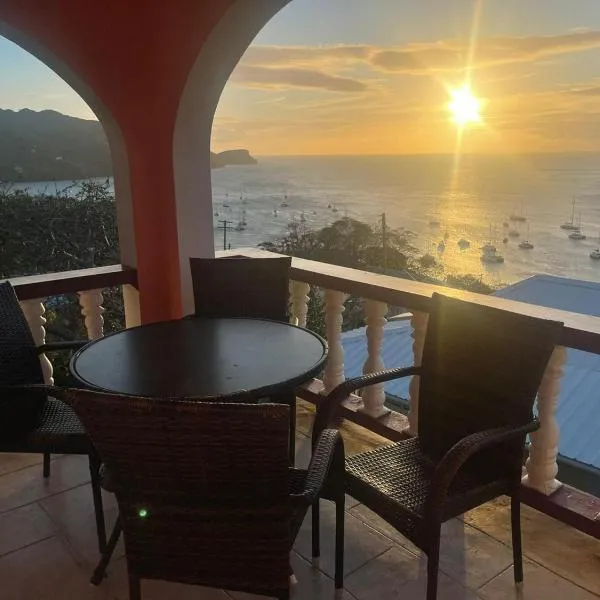 Immaculate 3 Bed Villa Overlooking Admiralty Bay, hotel i Union
