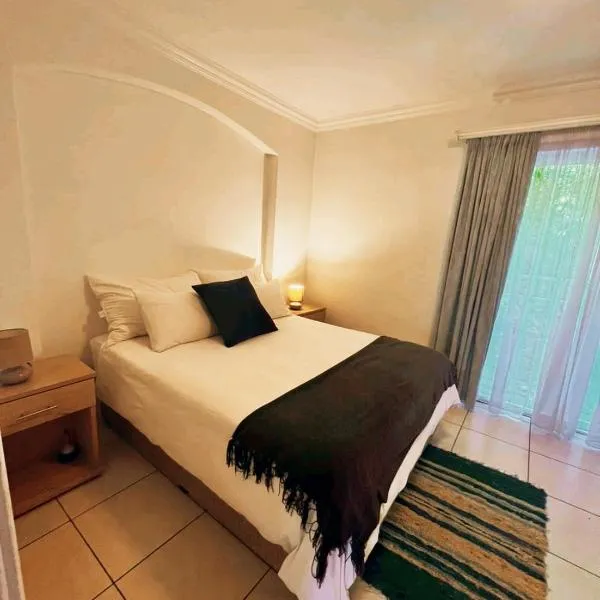 OakTree Guest House, hotell i Sandton