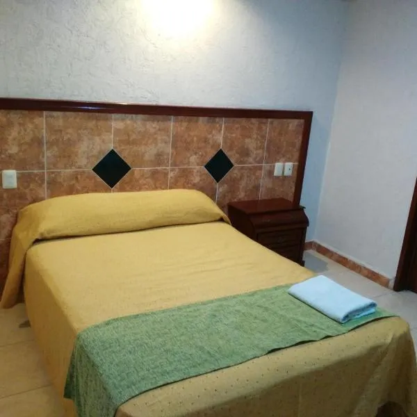Hotel Nicte-Ha: Uayamón'da bir otel