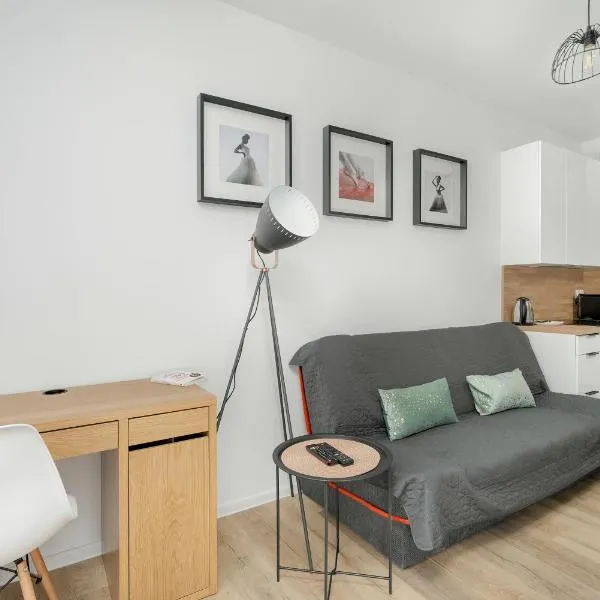 포즈난에 위치한 호텔 Spacious Apartment Niemena with FREE GARAGE by Noclegi Renters