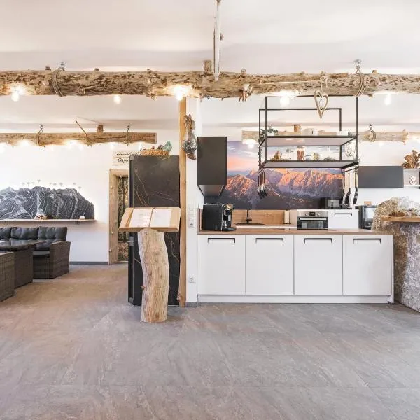Xeis NeSt, hotel v destinaci Admont