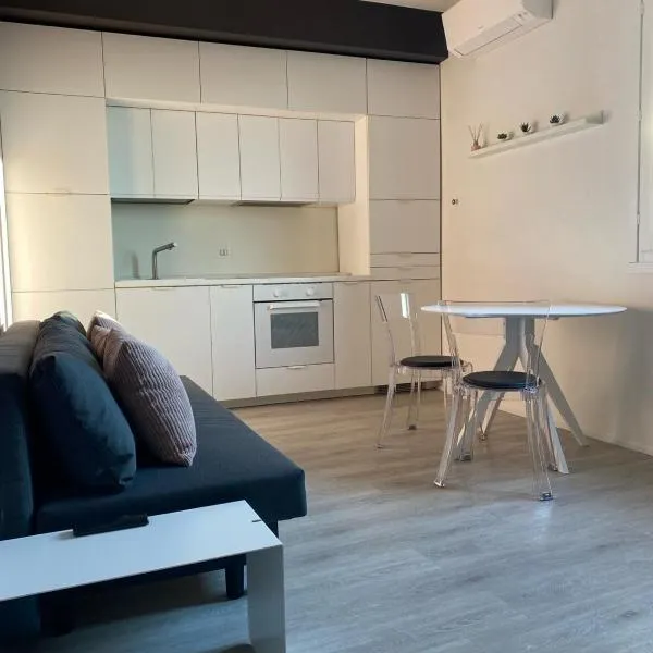 Appartamento Nido Vista Lago, hotel v destinácii Padenghe sul Garda