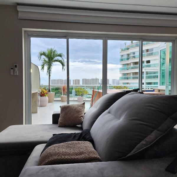 Barra - Luxo, Piscina, Sauna e Automação