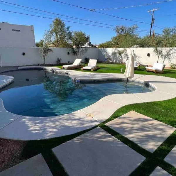 투손에 위치한 호텔 Sam Hughes Desert Oasis, Private Pool & Walk to UA