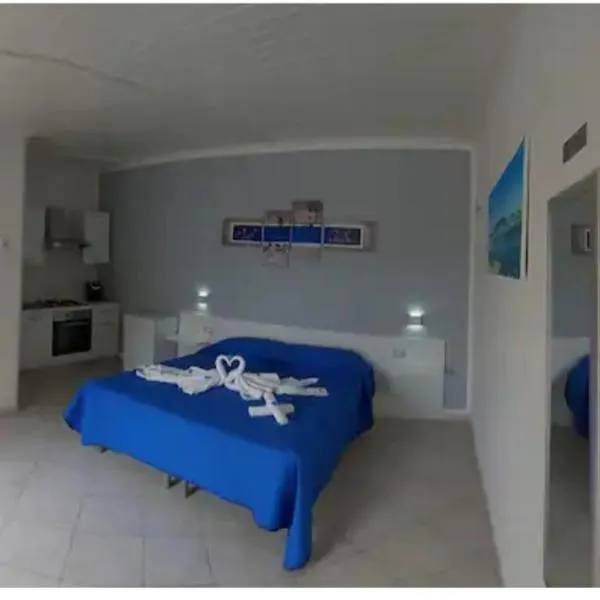 Briciola's rooms, hotel v destinaci Porto Cesareo