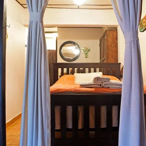 Hostal Santa Clara B&B, hotel em Apaneca