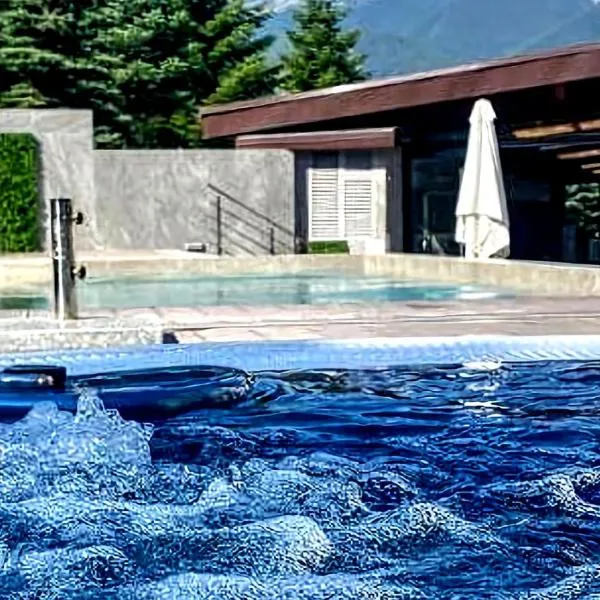 Luxury SPA Apartments TOP resort Bansko - incl wellness, khách sạn ở Bansko
