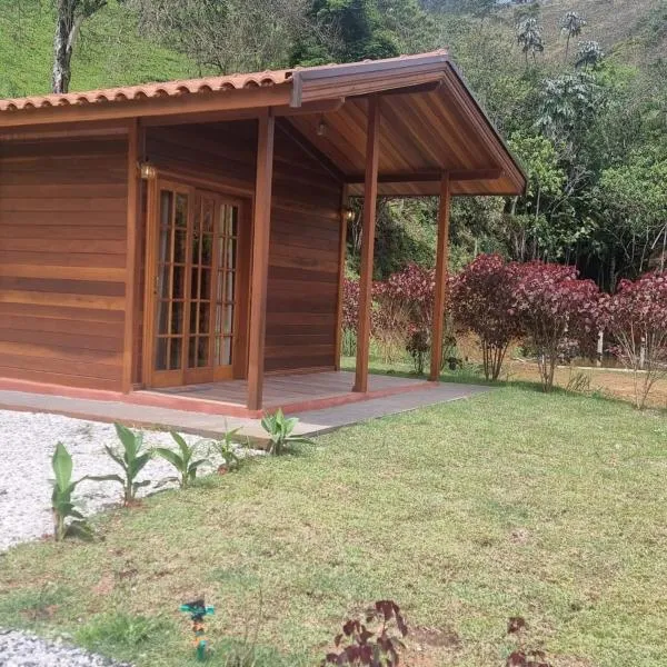 Chalé Pavão Recanto Buscapé SFX, hotel in São Francisco Xavier