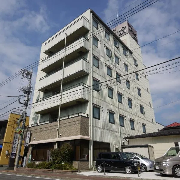 Hotel Route-Inn Court Uenohara, hotell i Kosuge