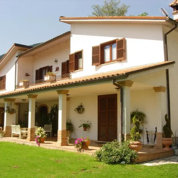 B&B Il Cantico, hotel em Greccio