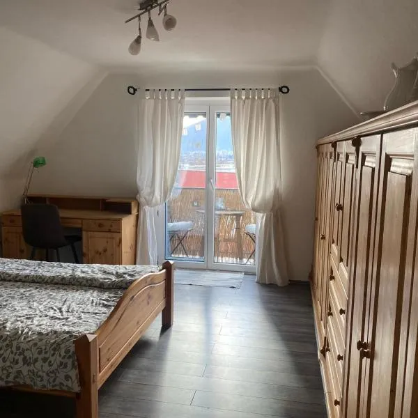 Schönes Apartment mit Aussicht über Graz, hotel in Graz