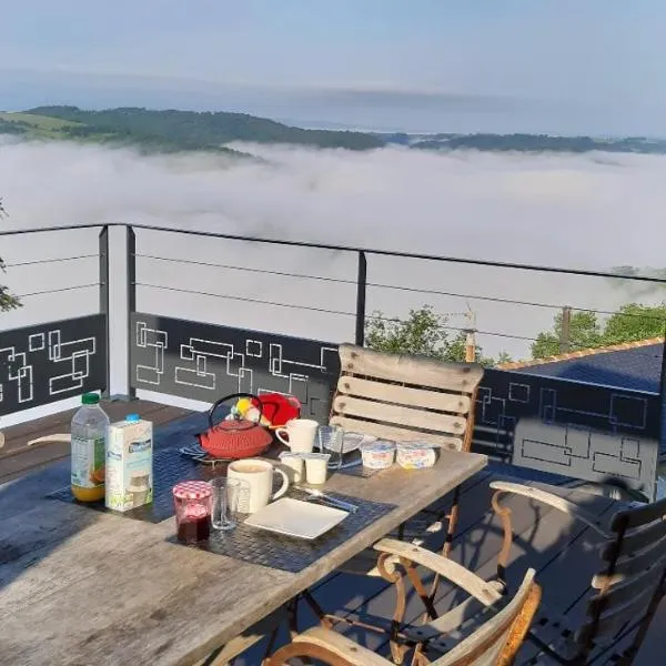 Louradou-sur-Ciel, hotel em Jouqueviel