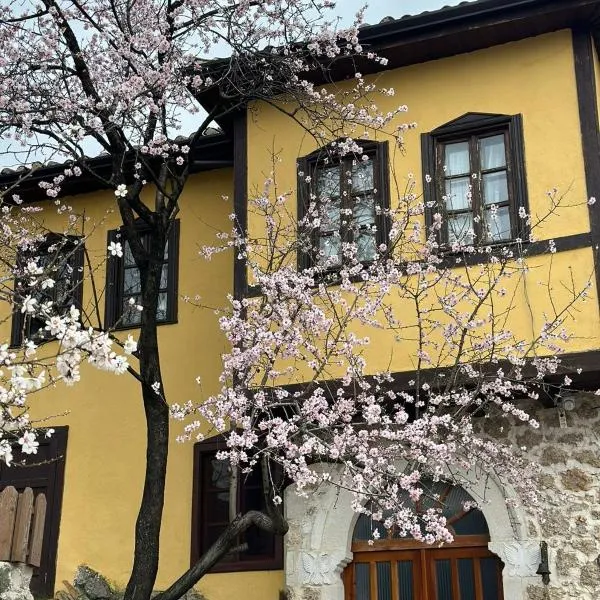 Rooms Nesti INSIDE OF CASTLE, hotell i Kruja