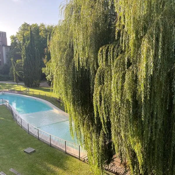 Departamento impecable excelente ubicación cerca de todo, hotel en Pilar