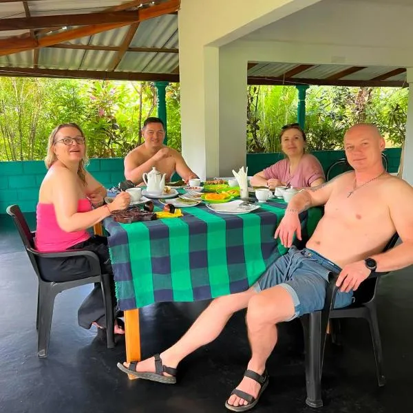Sigiri Sandilu Homestay, hotel v destinaci Sigiriya