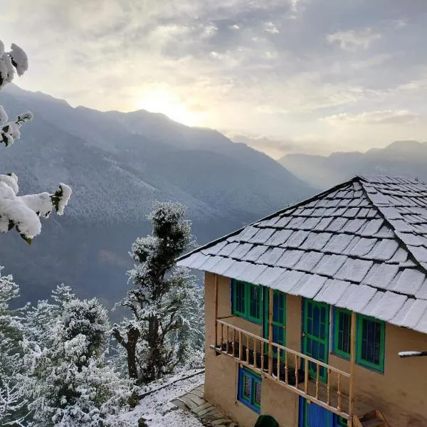 Old Is Gold Mudhouse Lushal Jibhi, hotel a Jibhi