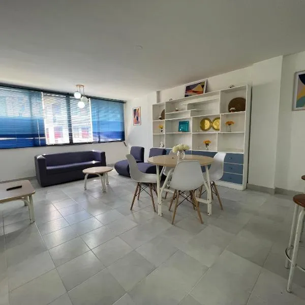 APARTAMENTO, EL RODADERO, SANTA MARTA, COLOMBIA、Rodaderoのホテル