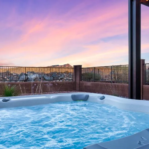 Discover Zion Mountain, Private Hot Tub-3 Bedroom, hotel v destinaci Hurricane