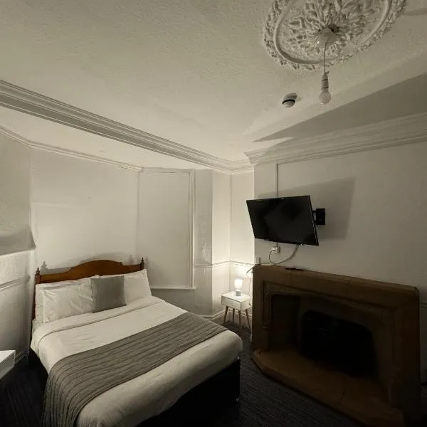 Hotels 24-7 - The Old Knoll Guesthouse, hotel in Newport