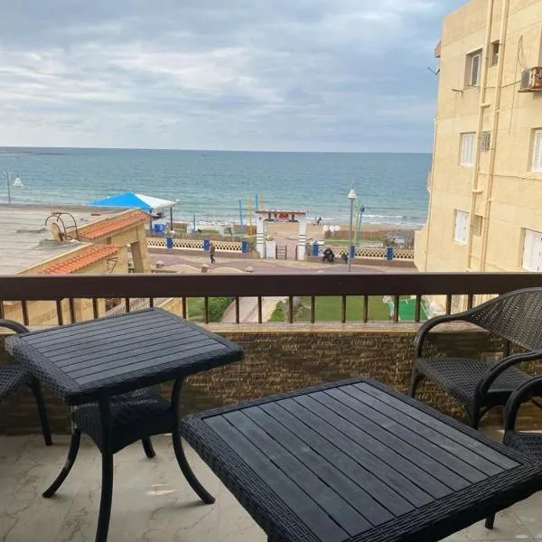 Maxeem Direct sea view Apartment super Lux 2 bed rooms Alexandria Maamoura Beach شاليه سوبر لوكس مجموعه مكسيم شاطىء المعموره الاسكندريه على البحرمع كارنيهات بوابه طول السنه و الشاطىء الخاص من اول مايو الى نهايه اكتوبر للعائلات, hotel v destinaci Alexandria